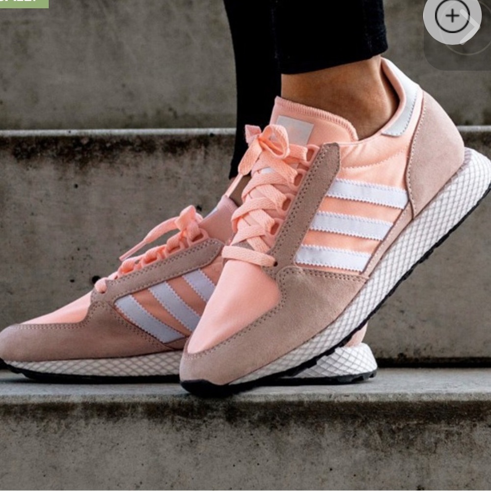Adidas  Forest Grove sneakers